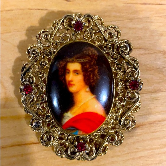Jewelry - Vintage Lady Head Brooch Pin doted with ruby red